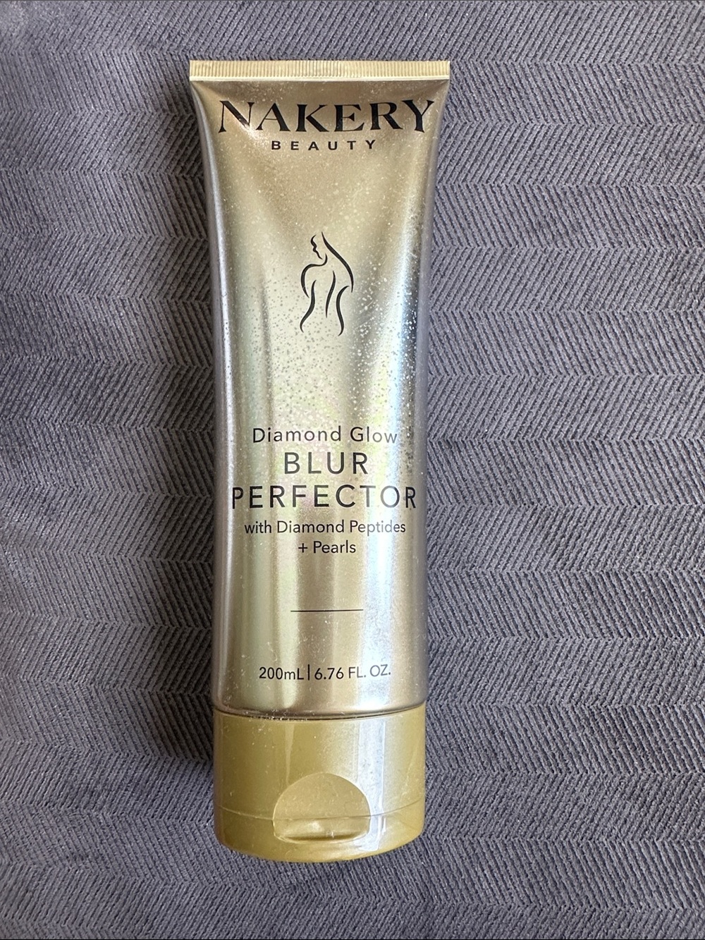 Nakery Diamond Glow Blur Perfector